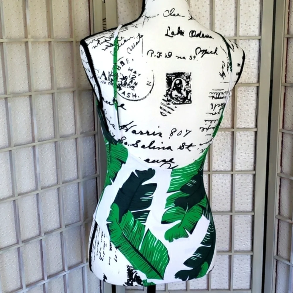 Cupshe new one piece tropical padded bra swimsuit size S